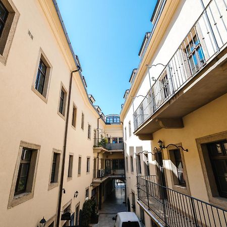 Michalska Residences Bratislava Buitenkant foto